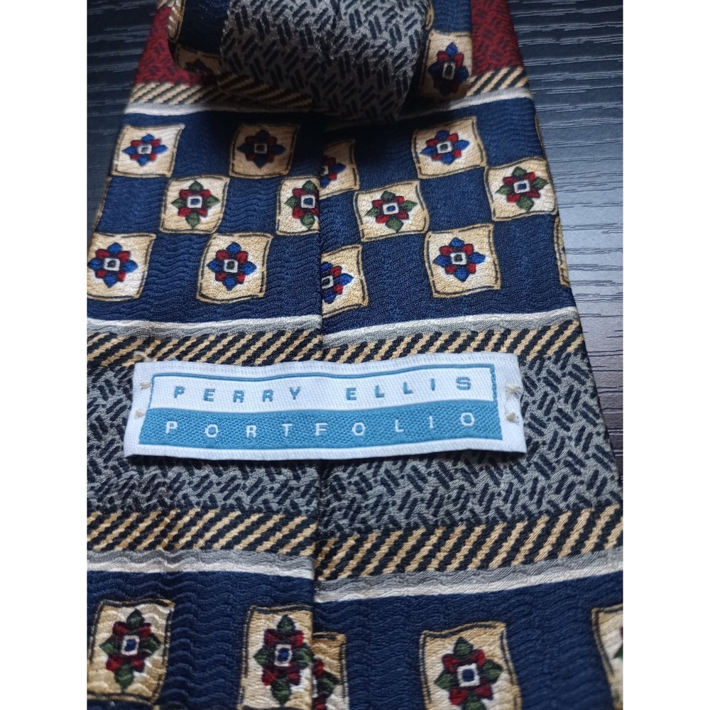 Vintage Perry Ellis Portfolio Silk Tie USA Made Navy Red Geometric Medallion... - Picture 2 of 4